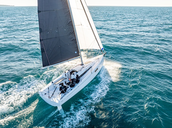 Beneteau First 53